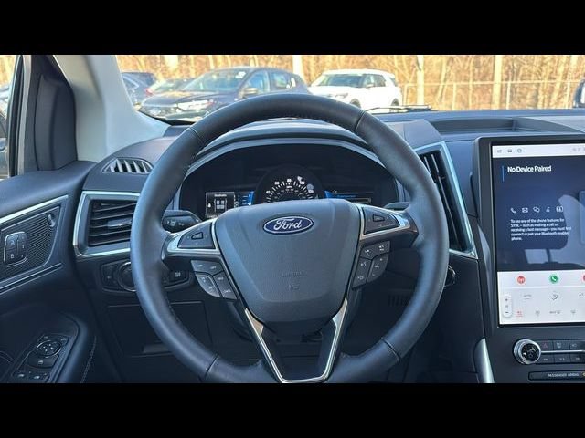 Certified 2024 Ford Edge Titanium AWD/4WD image 14