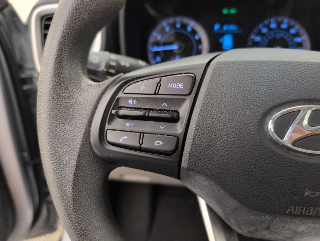 Used 2020 Hyundai Venue SEL FWD image 35