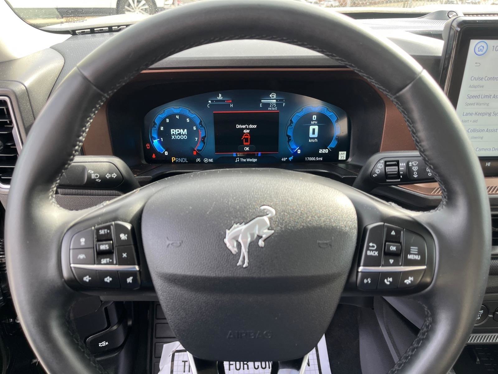 Certified 2025 Ford Bronco Sport Outer Banks w/ Outer Banks Tech Package+ AWD/4WD image 15
