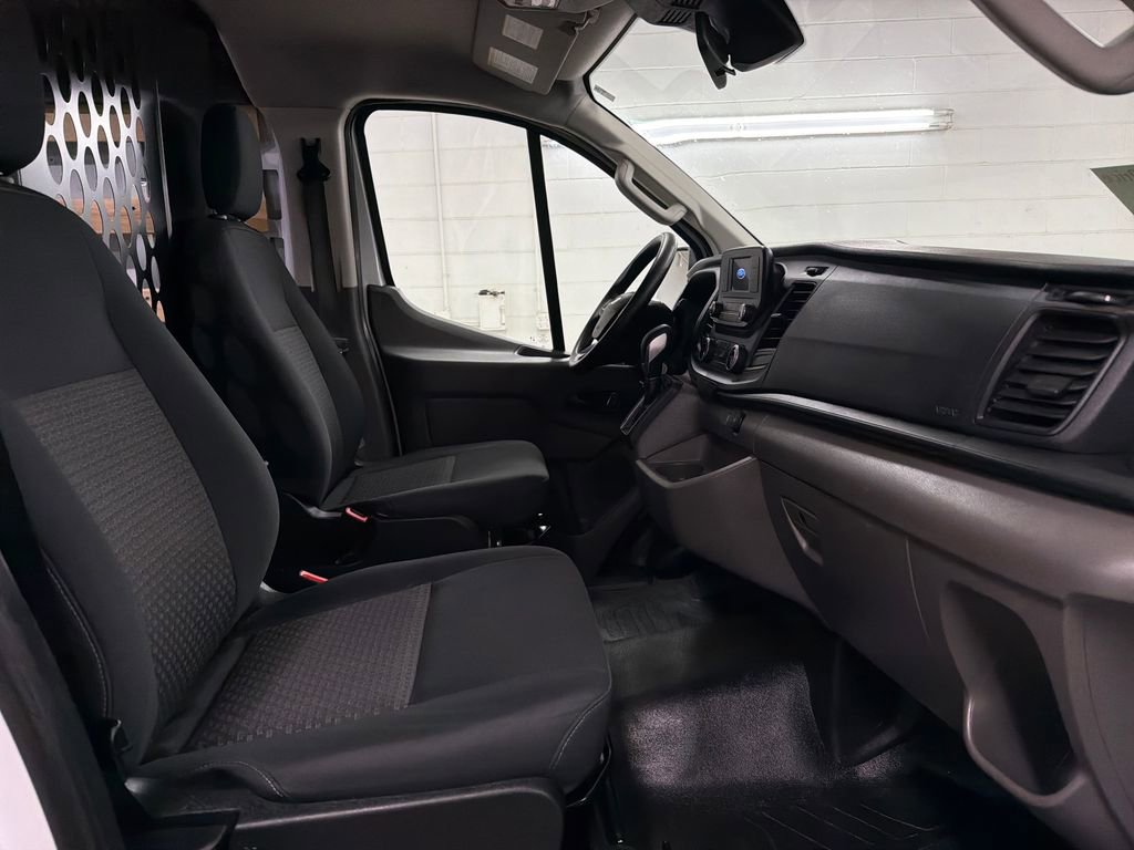Certified 2025 Ford Transit 250 Low Roof w/ Exterior Upgrade Package RWD image 27
