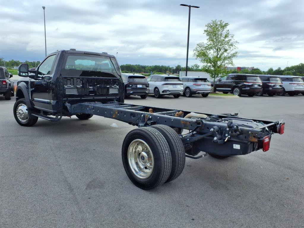 Certified 2025 Ford F550 4x4 Regular Cab Super Duty image 4