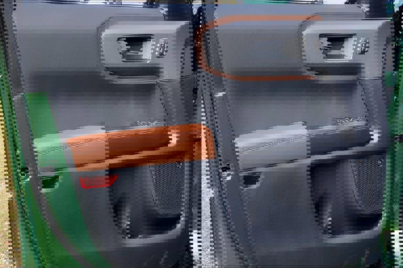 Certified 2025 Ford Bronco Sport Outer Banks w/ Outer Banks Tech Package+ image 24