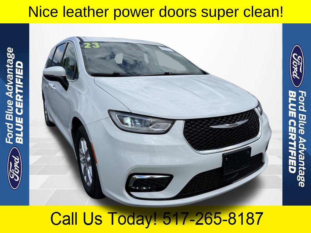 Used 2023 Chrysler Pacifica Touring-L