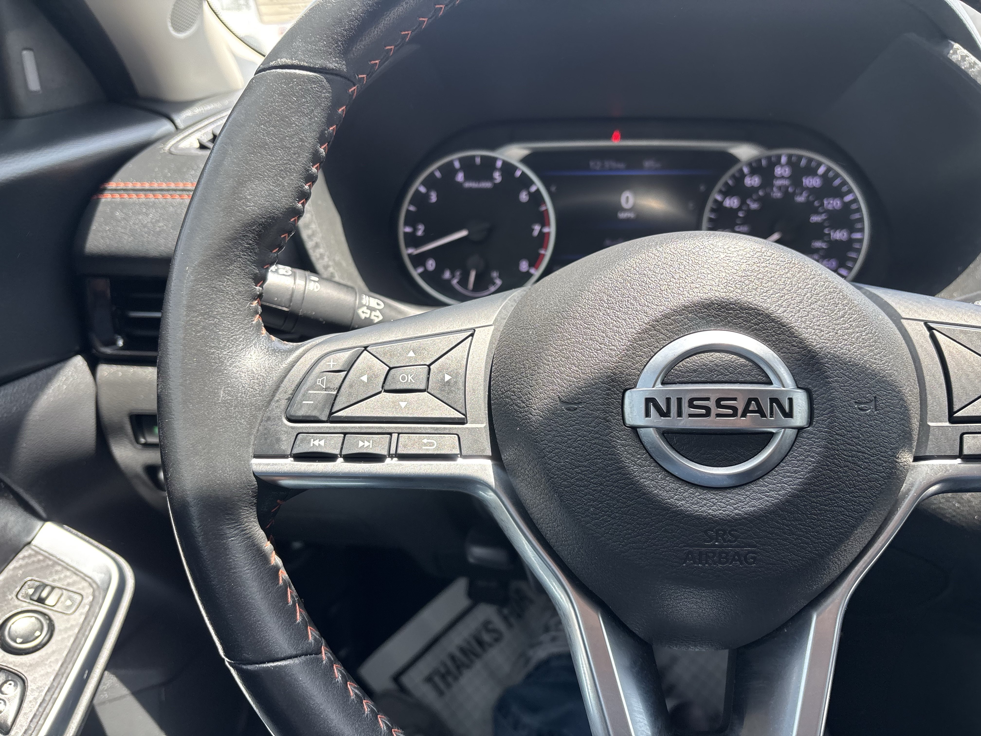 Used 2023 Nissan Sentra SR w/ Midnight Edition Package FWD image 29