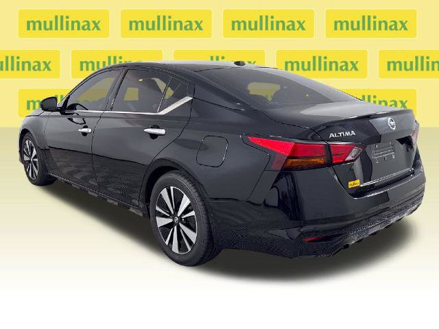 Used 2020 Nissan Altima 2.5 SV FWD image 12