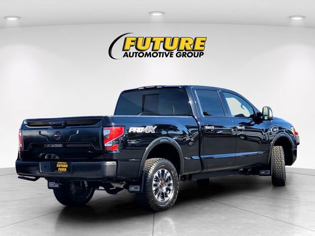 Used 2020 Nissan Titan PRO-4X w/ Pro-4x Convenience Package image 5