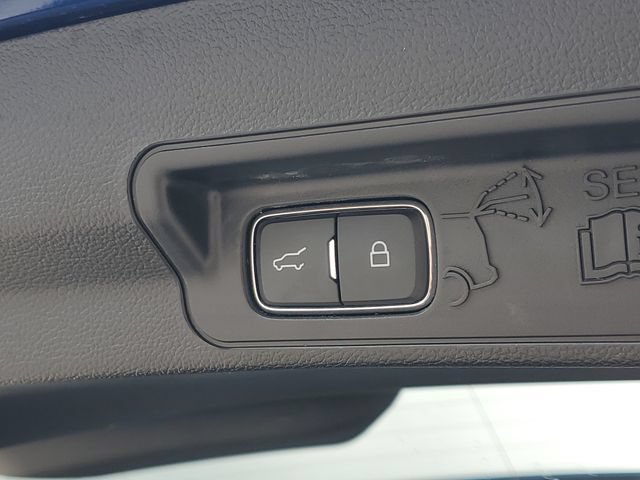 Certified 2023 Ford Explorer XLT w/ Equipment Group 202A AWD/4WD image 9