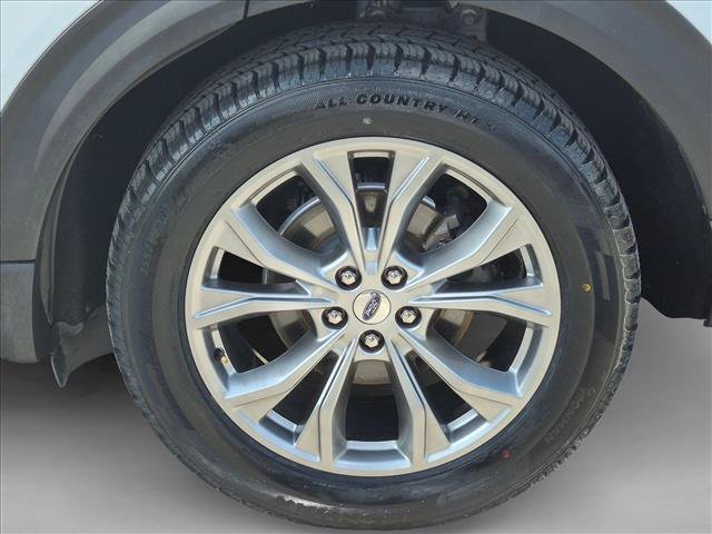 Certified 2020 Ford Explorer XLT w/ Equipment Group 202A RWD image 22