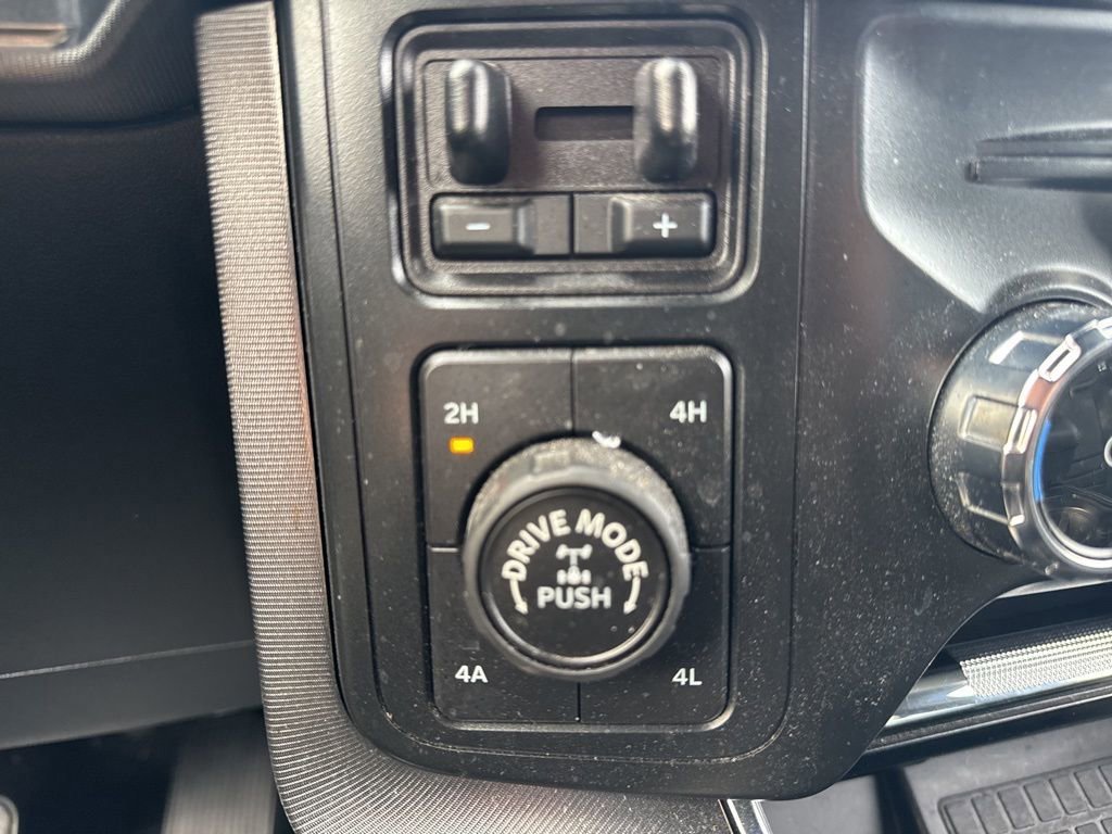 Certified 2022 Ford F150 Platinum w/ Equipment Group 701A High image 31