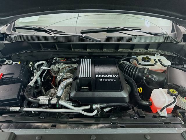Used 2025 Chevrolet Silverado 1500 High Country w/ High Country Premium Package AWD/4WD image 32