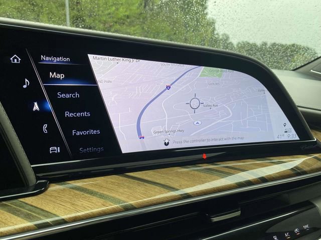 Used 2021 Cadillac Escalade Sport Platinum image 28