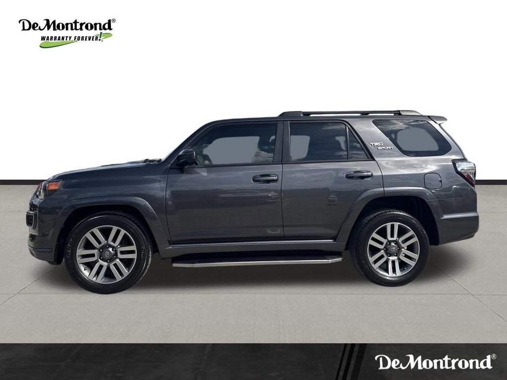 Used 2022 Toyota 4Runner TRD Sport image 2