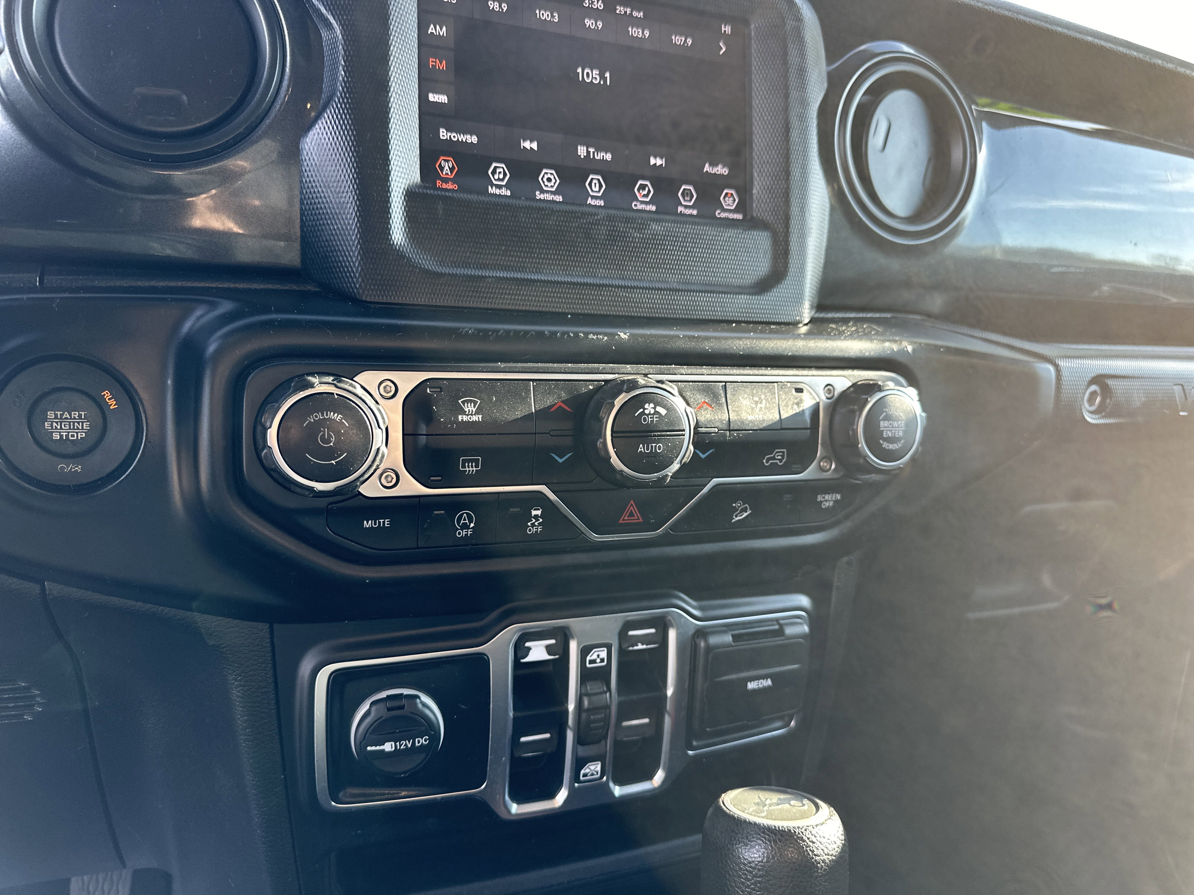 Used 2020 Jeep Wrangler Unlimited Sport image 19
