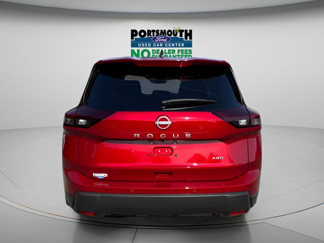 Used 2026 Nissan Rogue S AWD/4WD image 16