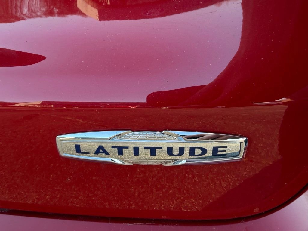 Used 2019 Jeep Compass Latitude w/ Cold Weather Group image 9