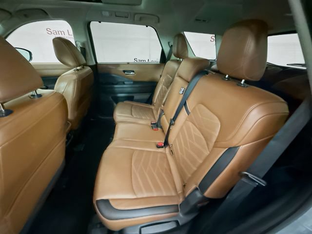 Used 2024 Nissan Pathfinder Platinum w/ Cargo Package FWD image 25