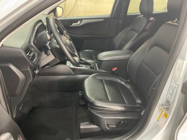 Certified 2025 Ford Escape Platinum image 8