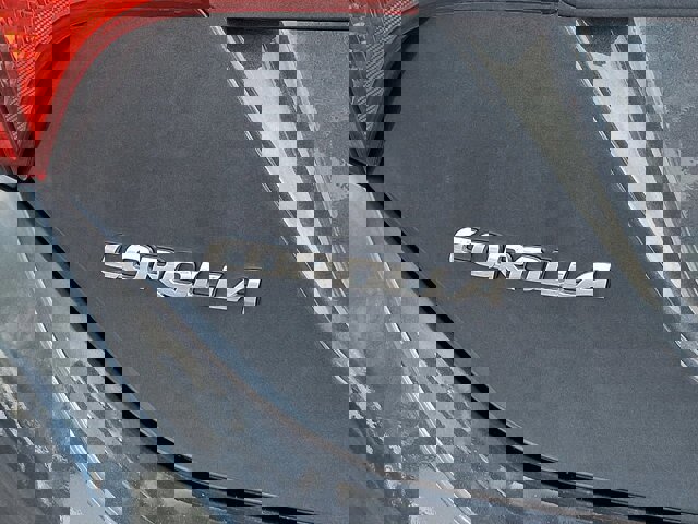 Used 2019 Toyota Corolla LE FWD image 29