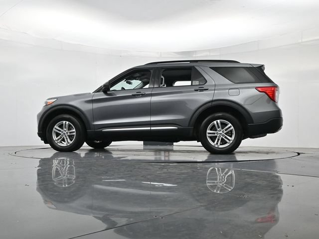 Certified 2024 Ford Explorer XLT w/ Equipment Group 202A AWD/4WD image 41