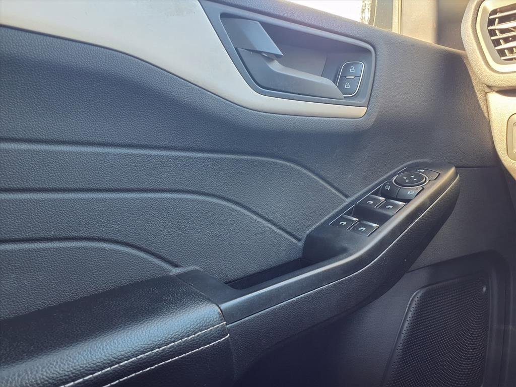 Certified 2022 Ford Escape SE w/ Convenience Package image 17