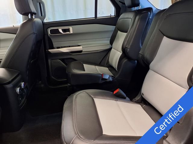 Certified 2023 Ford Explorer XLT w/ Equipment Group 202A AWD/4WD image 7