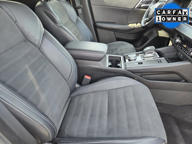 Used 2023 Mitsubishi Outlander SE image 12