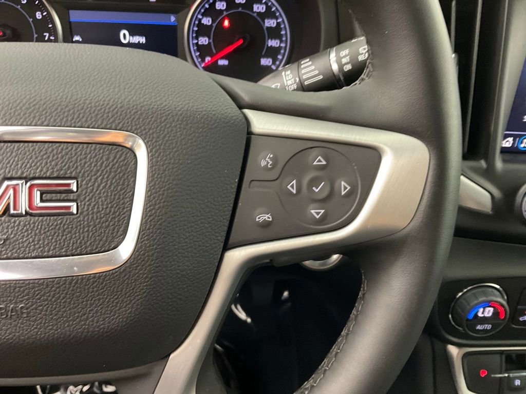 Used 2023 GMC Terrain SLT w/ Tech Package FWD image 25