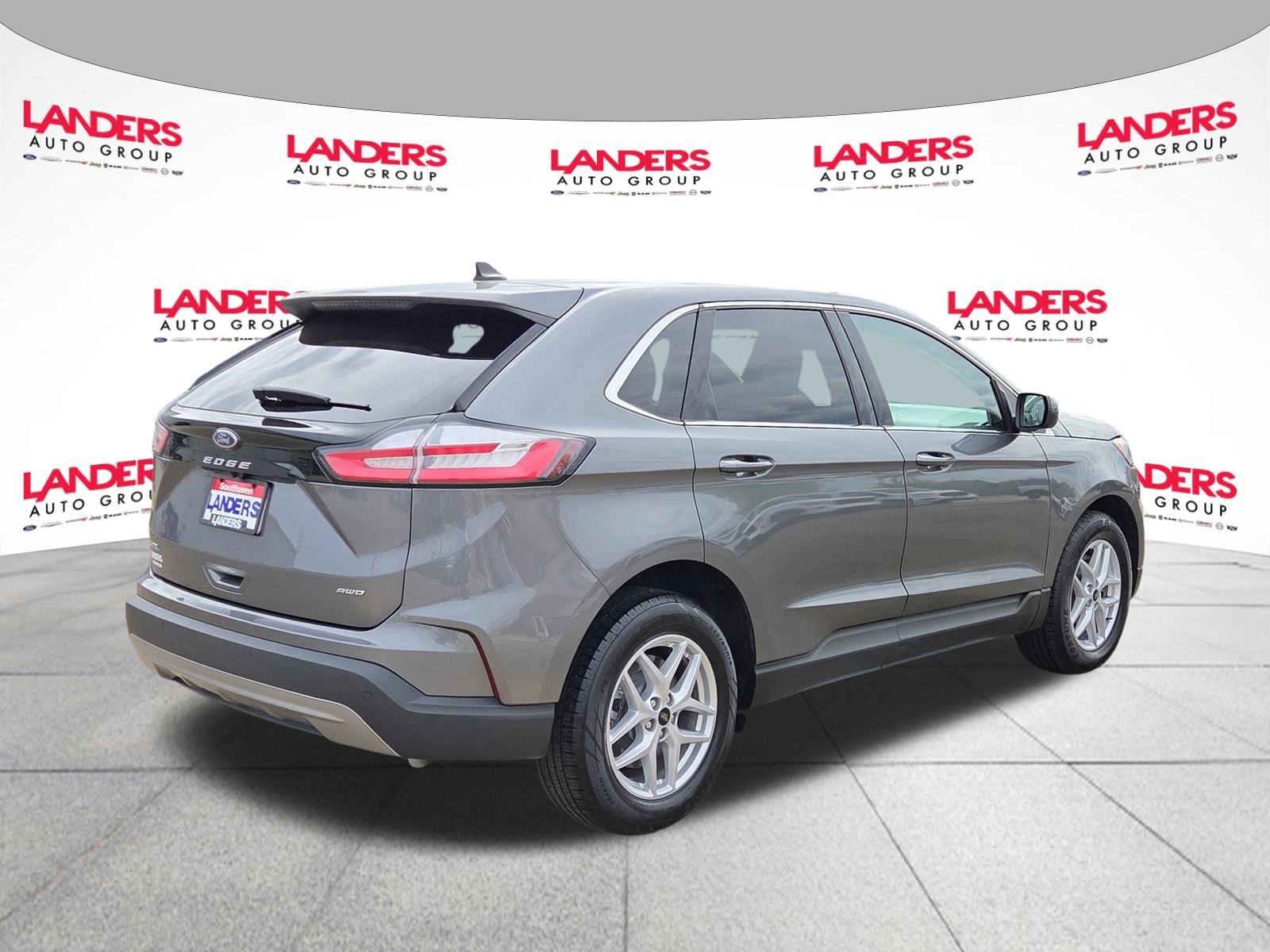 Certified 2024 Ford Edge SEL AWD/4WD image 3