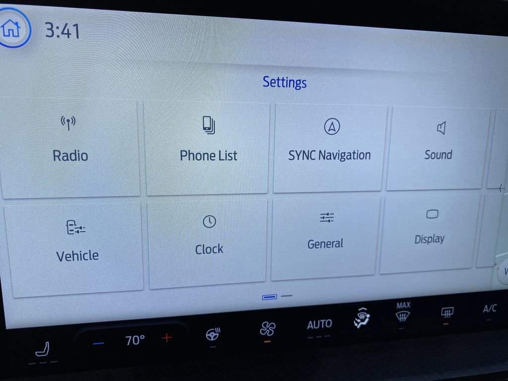 Certified 2025 Ford Escape ST-Line Elite w/ Premium Technology Package image 34