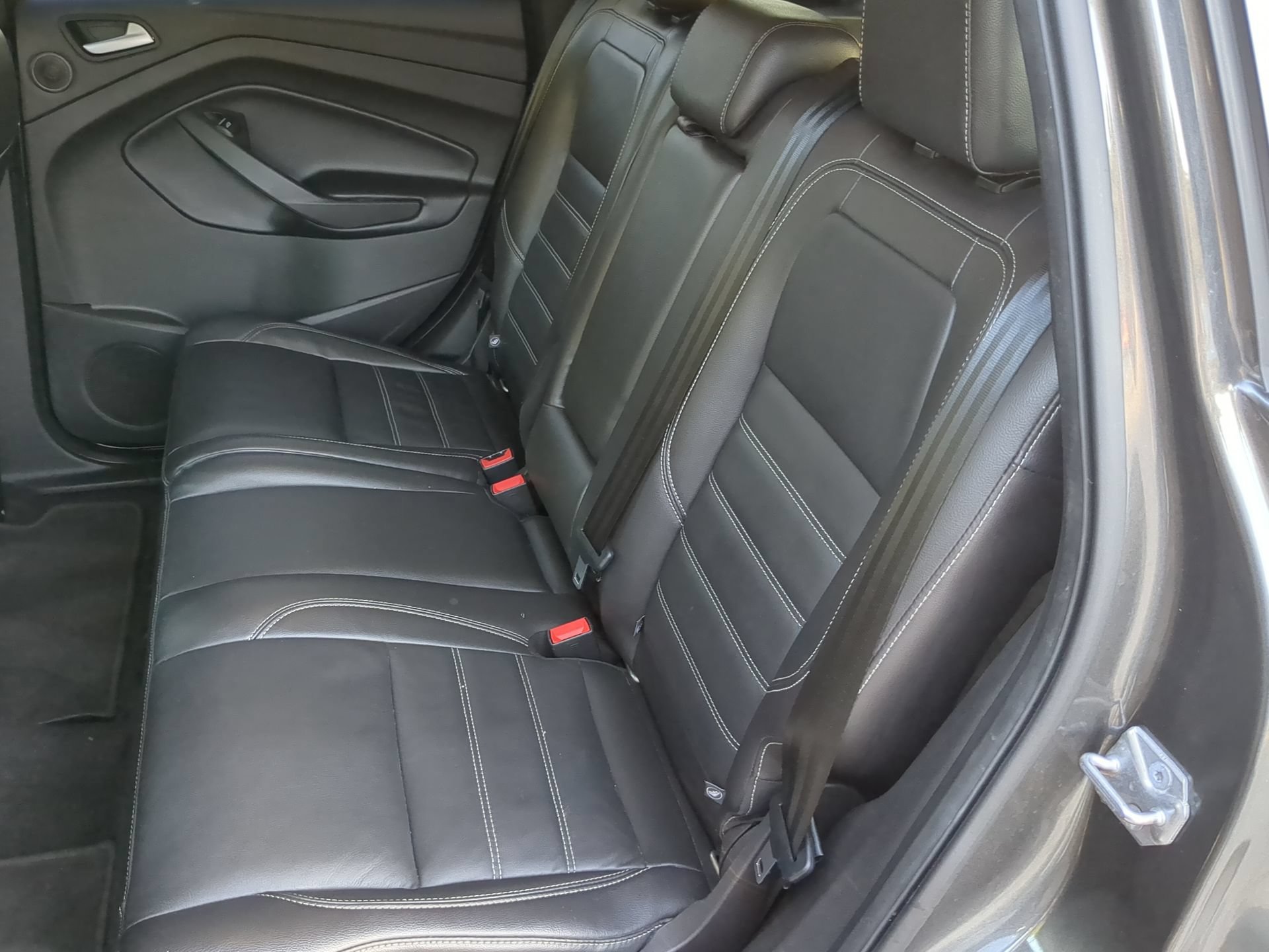 Certified 2017 Ford Escape SE w/ SE Leather Comfort Package FWD image 54