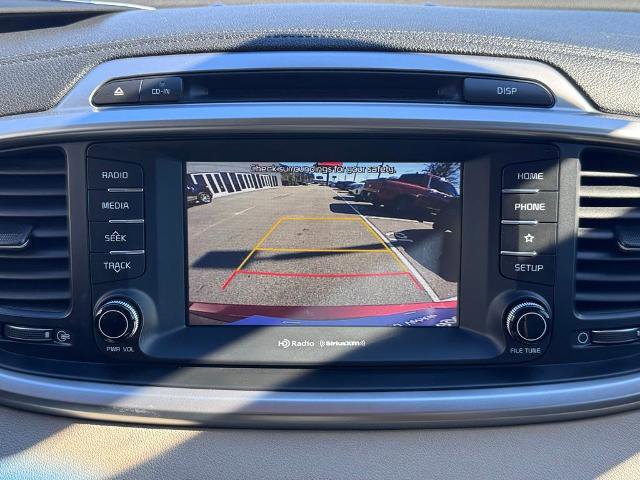 Used 2019 Kia Sorento LX w/ LX Convenience Package image 18