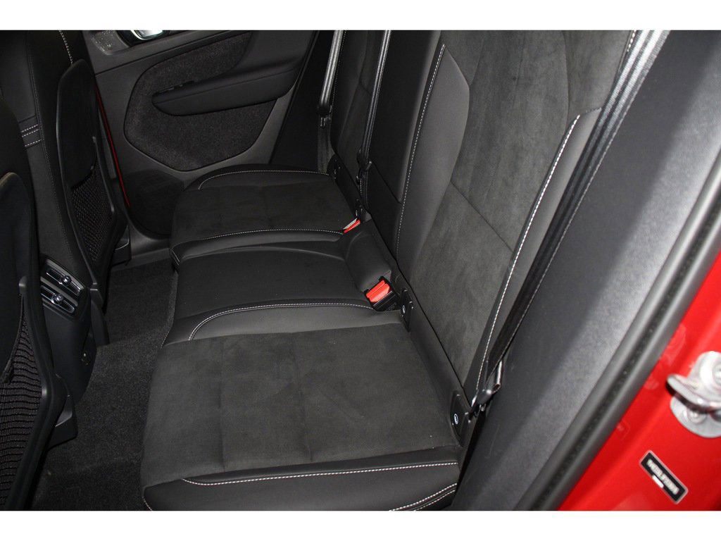 Used 2023 Volvo C40 P8 Recharge Plus image 20