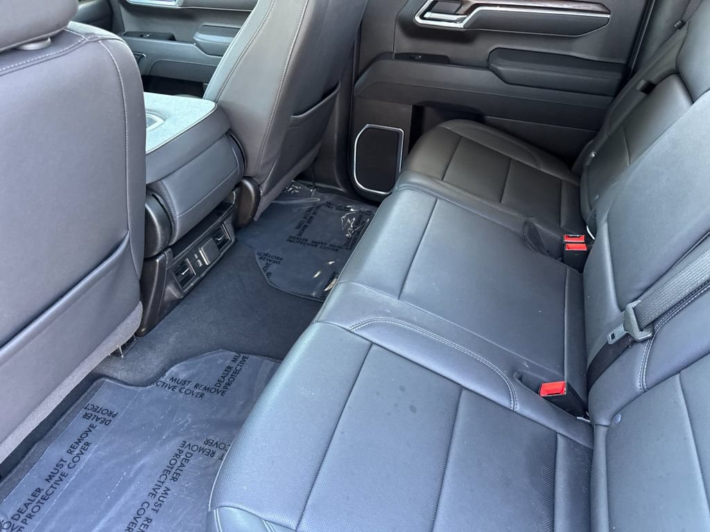 Used 2025 GMC Sierra 1500 SLT AWD/4WD image 11