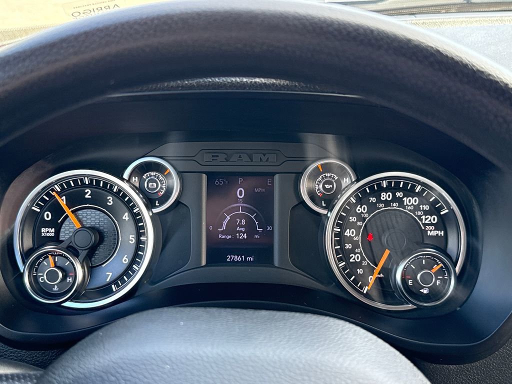 Used 2022 RAM 2500 Tradesman w/ Chrome Appearance Group image 17