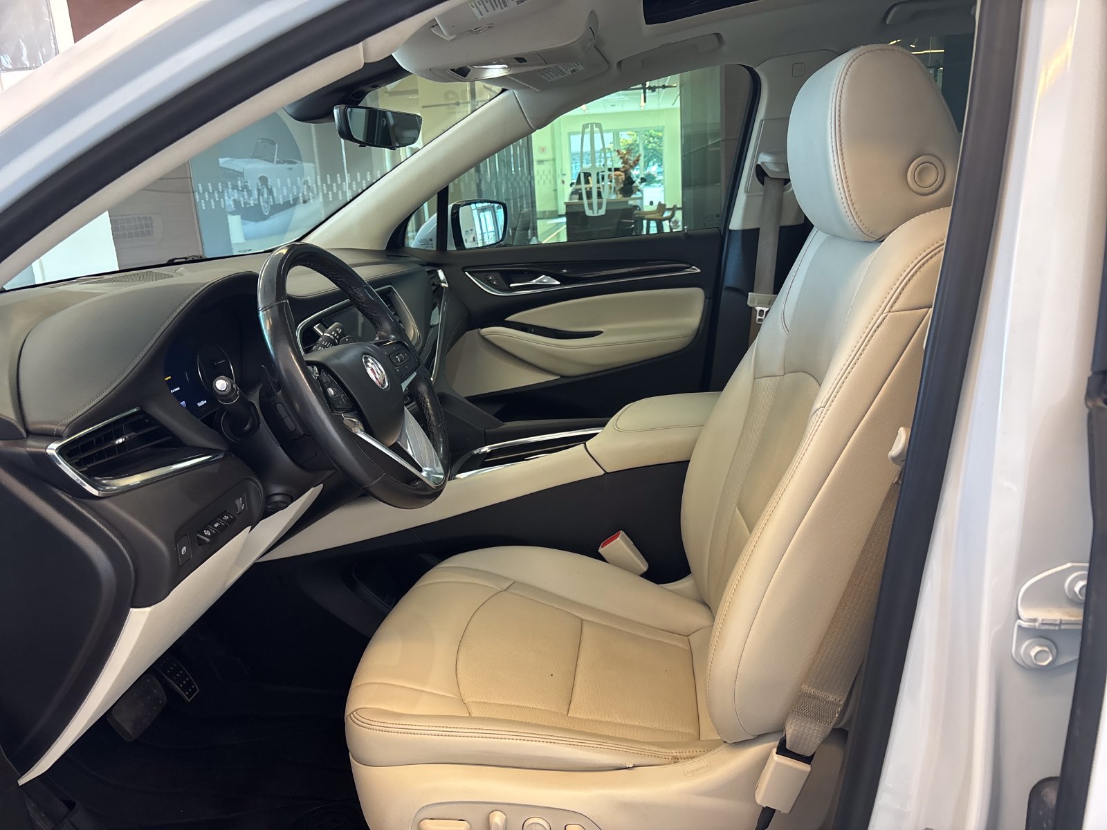 Used 2024 Buick Enclave Premium w/ Experience Buick Package FWD image 12