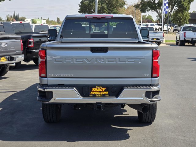 Used 2024 Chevrolet Silverado 2500 LTZ w/ LTZ Plus Package AWD/4WD image 5