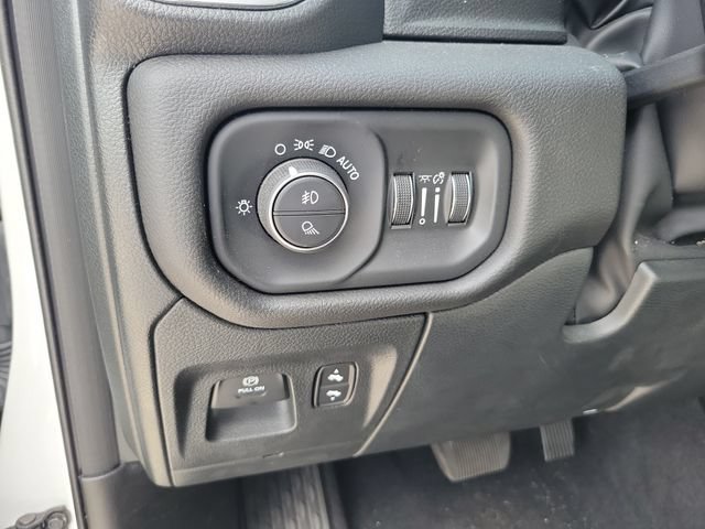 Used 2025 RAM 1500 Laramie w/ Sport Appearance Package AWD/4WD image 23