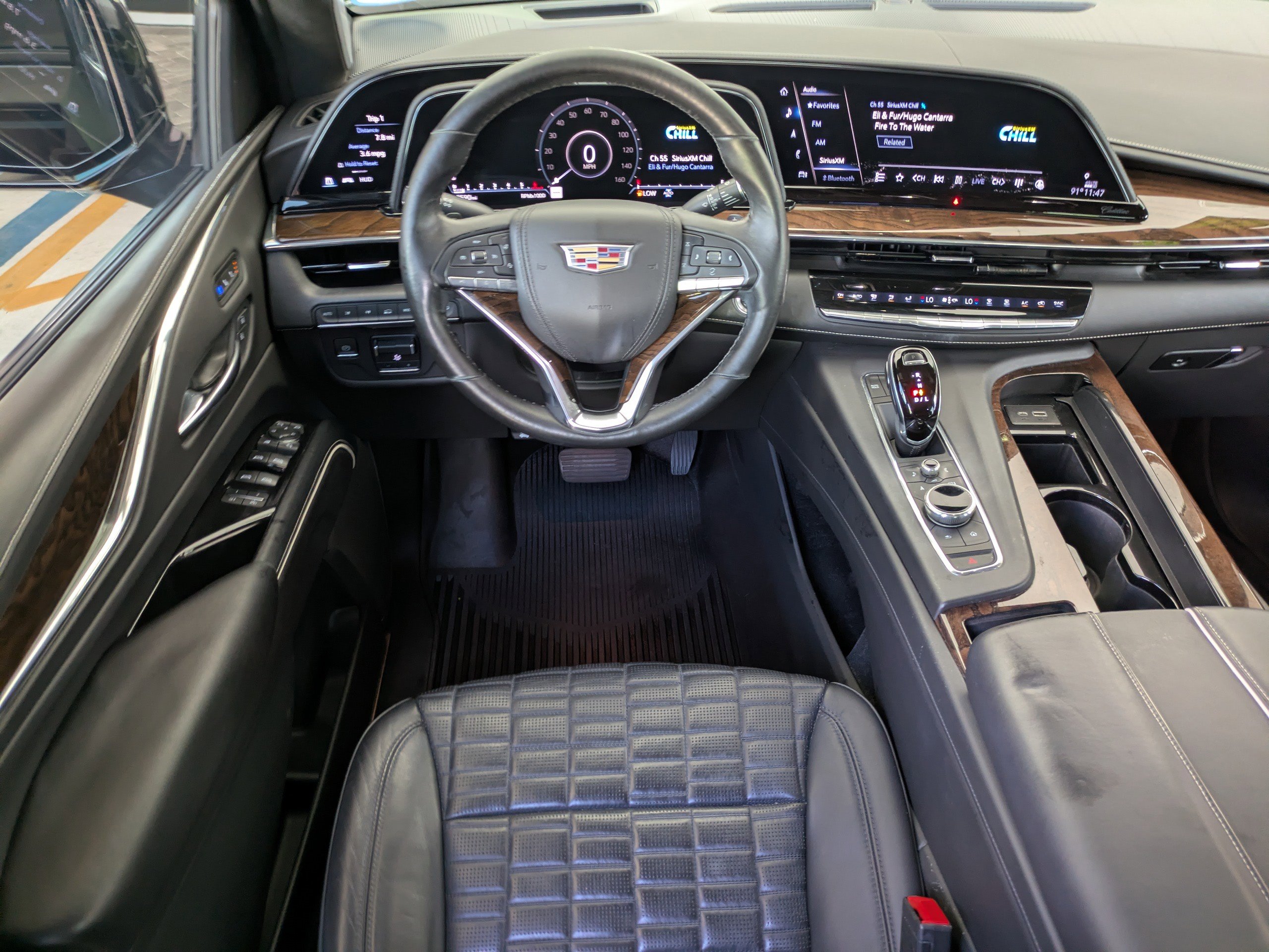 Used 2021 Cadillac Escalade Sport Platinum AWD/4WD image 18