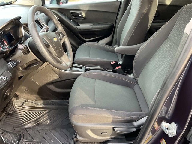 Used 2018 Chevrolet Trax LS image 18