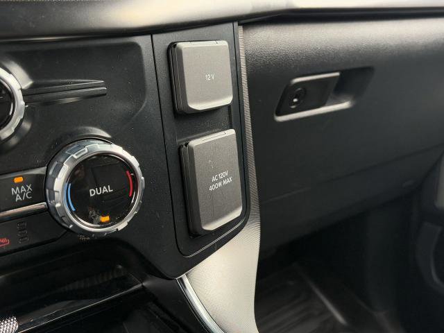 Certified 2023 Ford F150 Platinum w/ Equipment Group 701A High AWD/4WD image 23