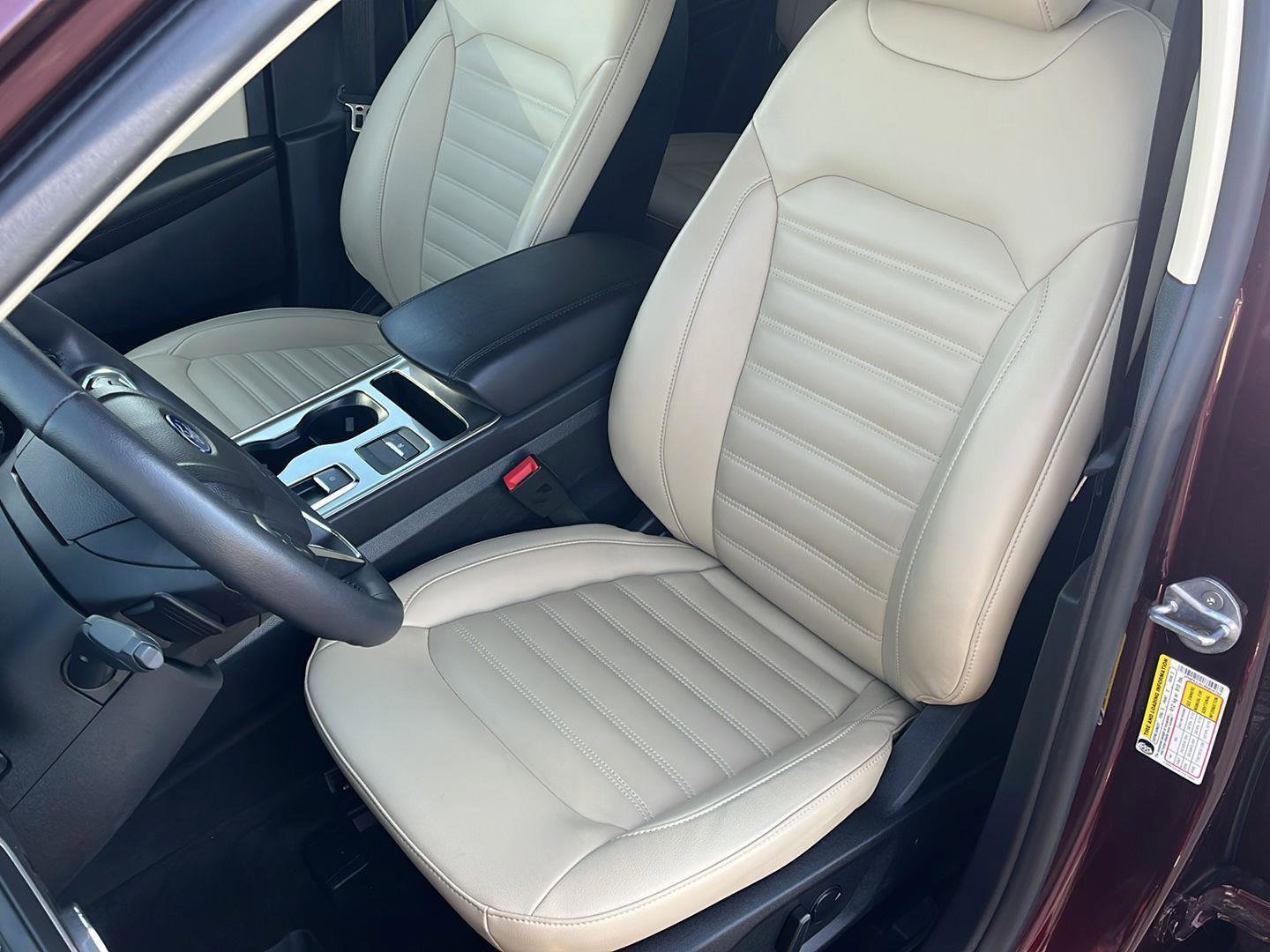 Certified 2024 Ford Edge SEL w/ Convenience Package image 12