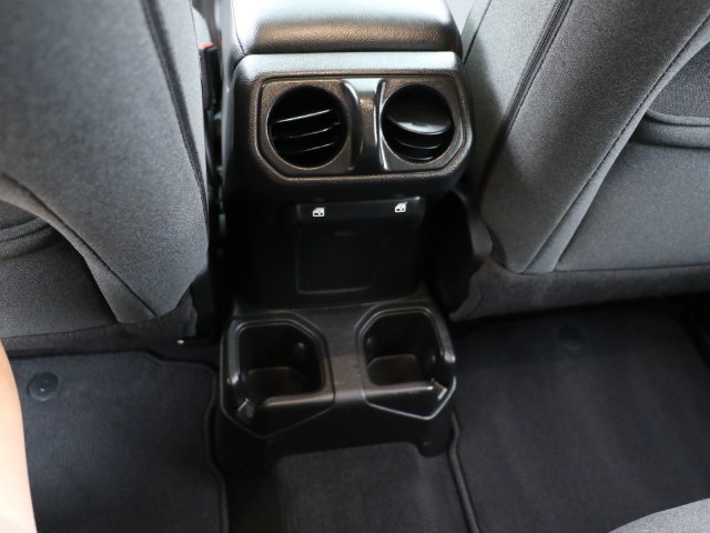 Used 2025 Jeep Wrangler Unlimited Sport AWD/4WD image 16