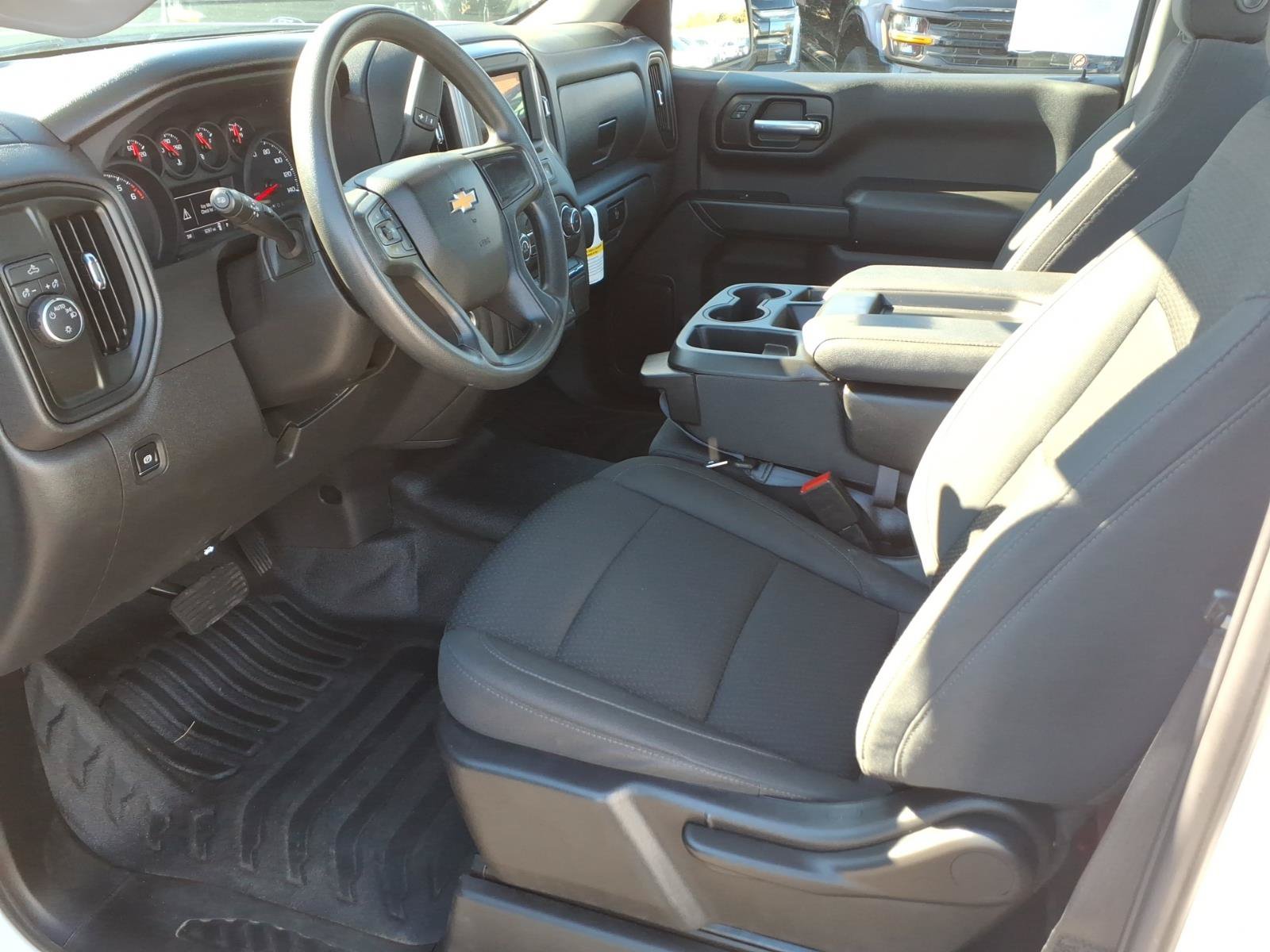 Used 2025 Chevrolet Silverado 1500 W/T RWD image 8