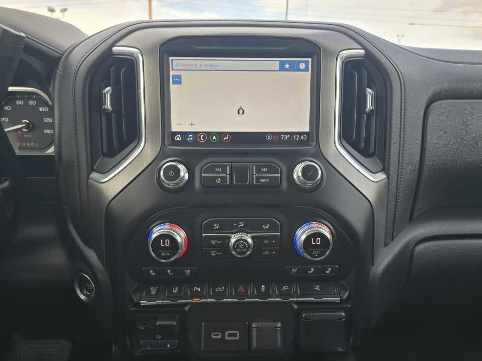 Used 2022 GMC Sierra 3500 Denali w/ Denali Ultimate Package image 12