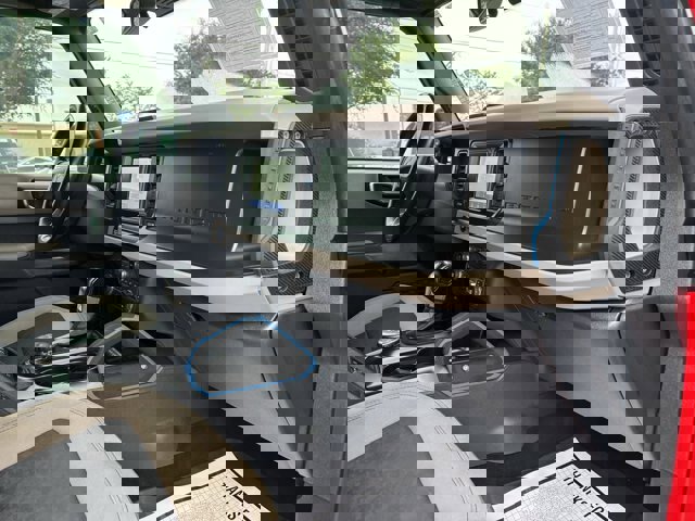 Certified 2023 Ford Bronco Wildtrak image 25