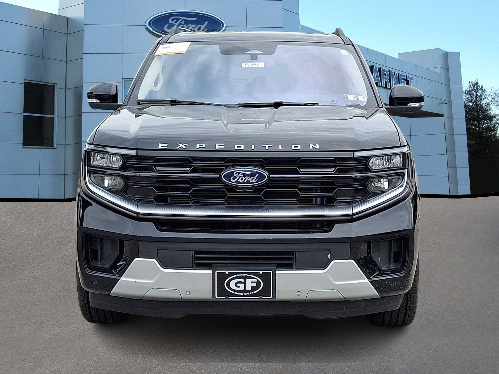 Certified 2025 Ford Expedition Max Platinum w/ Driver's Package AWD/4WD image 3