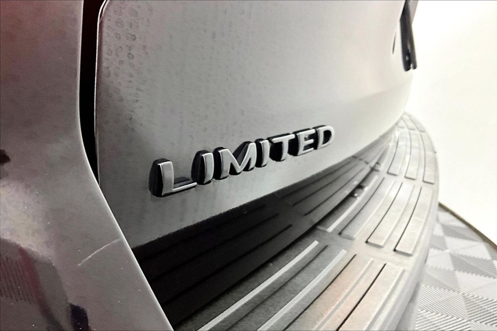 Certified 2023 Ford Expedition Limited RWD image 14