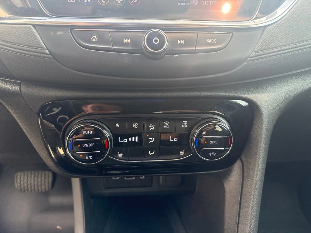 Used 2023 Buick Encore GX Essence w/ Experience Buick Package FWD image 27
