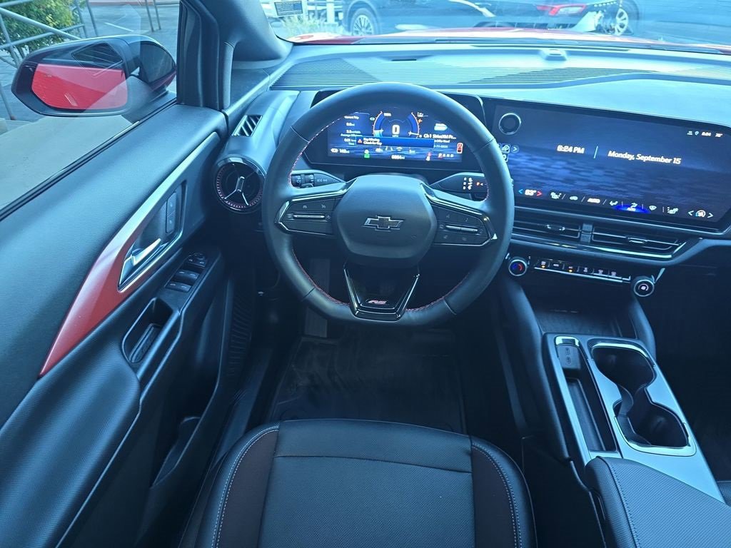 Used 2025 Chevrolet Equinox EV RS image 10