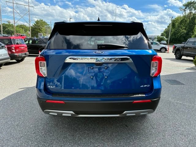 Certified 2023 Ford Explorer XLT w/ Equipment Group 202A AWD/4WD image 4